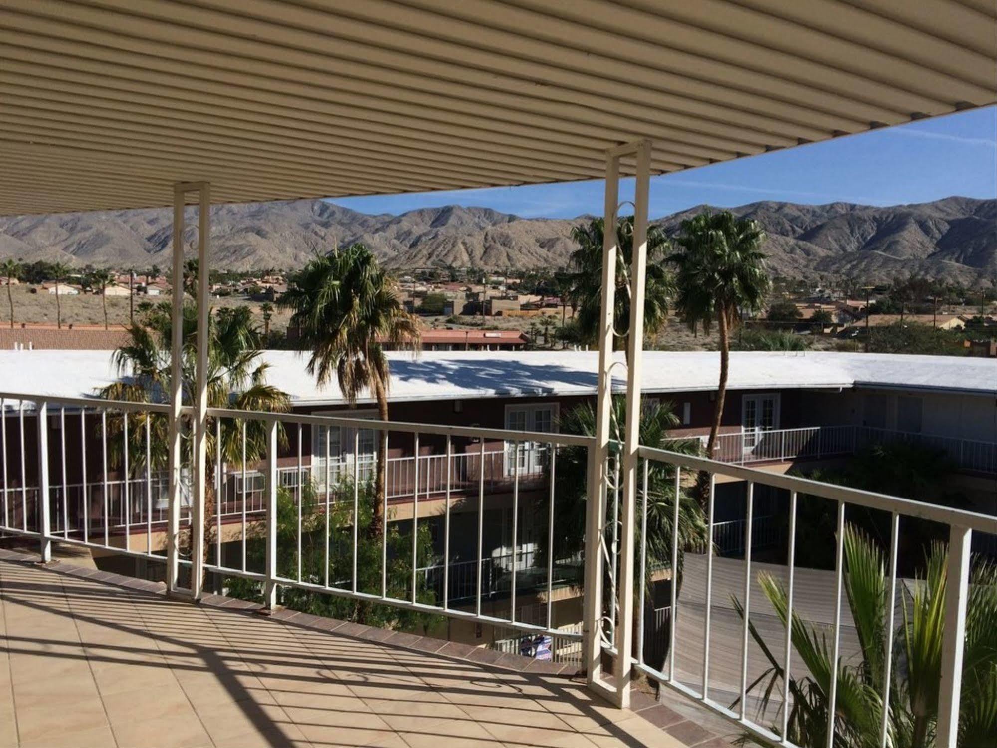 Hyundae Resort And Spa Desert Hot Springs Exterior foto